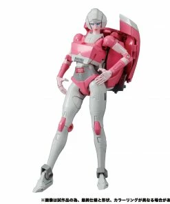 Transformers Takara Tomy Masterpiece MP-51 Arcee