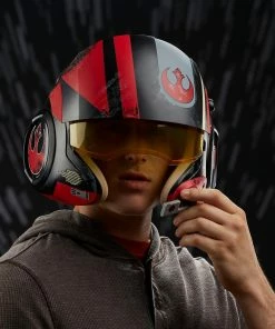Star Wars The Black Series Poe Dameron Electronic X-Wing Pilot Helmet