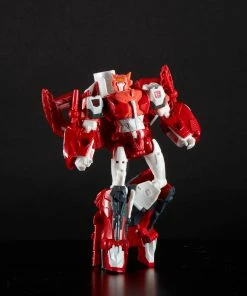 Transformers Generations Power Of The Primes Voyager Class Elita-1 Figure