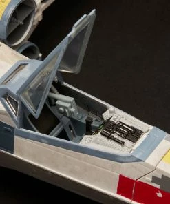 Star Wars The Vintage Collection Luke Skywalker’s X-Wing Fighter Vehicle