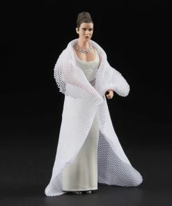 Star Wars The Vintage Collection Princess Leia Organa (Yavin) Figure