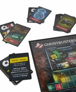 Hasbro Gaming Clue: Ghostbusters Edition Game