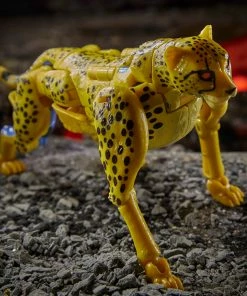 Transformers Generations War For Cybertron: Kingdom Deluxe WFC-K4 Cheetor