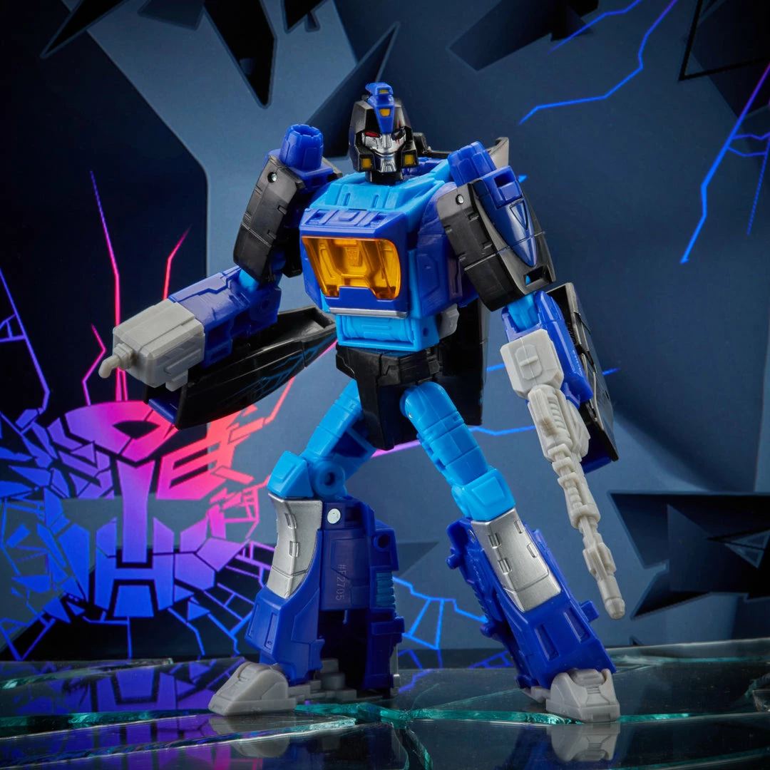 Transformers Generations Shattered Glass Collection Blurr & IDWâs Shattered GlassâBlurr (Exclusive Hasbro Pulse UV Foil Variant Cover)