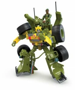 New Transformers Collaborative: G.I. Joe Mash-Up, Bumblebee A.W.E. Striker & Lonzo “Stalker” Wilkinson