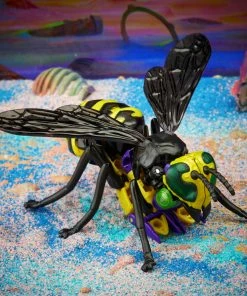 New Transformers Generations Legacy Deluxe Buzzsaw