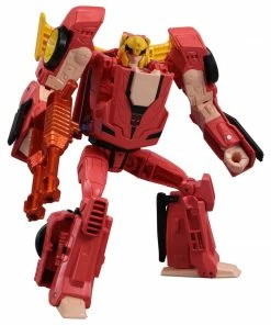 New Transformers Collaborative: Street Fighter II Mash-Up, Autobot Hot Rod [Ken] Vs. Arcee [Chun-Li]