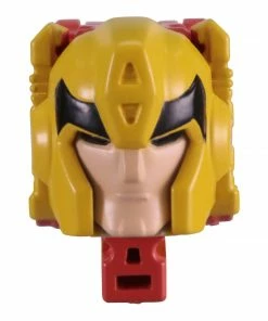 New Transformers Collaborative: Street Fighter II Mash-Up, Autobot Hot Rod [Ken] Vs. Arcee [Chun-Li]