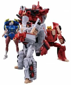 New Transformers Collaborative: Street Fighter II Mash-Up, Autobot Hot Rod [Ken] Vs. Arcee [Chun-Li]