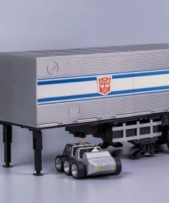 Robosen Transformers Optimus Prime Auto-Converting Trailer With Roller – Collector’s Edition New